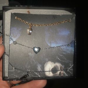 Brand new hot topic necklaces